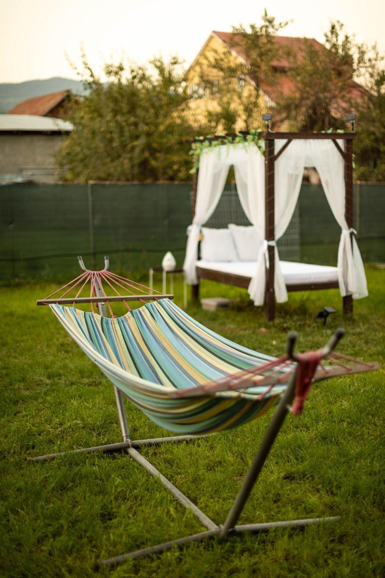 Happy Home Călimăneşti Exteriör bild